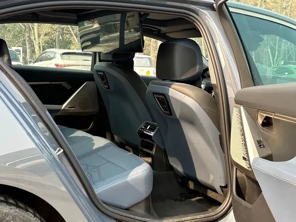 BMW i5 2024 из CN, фото 5