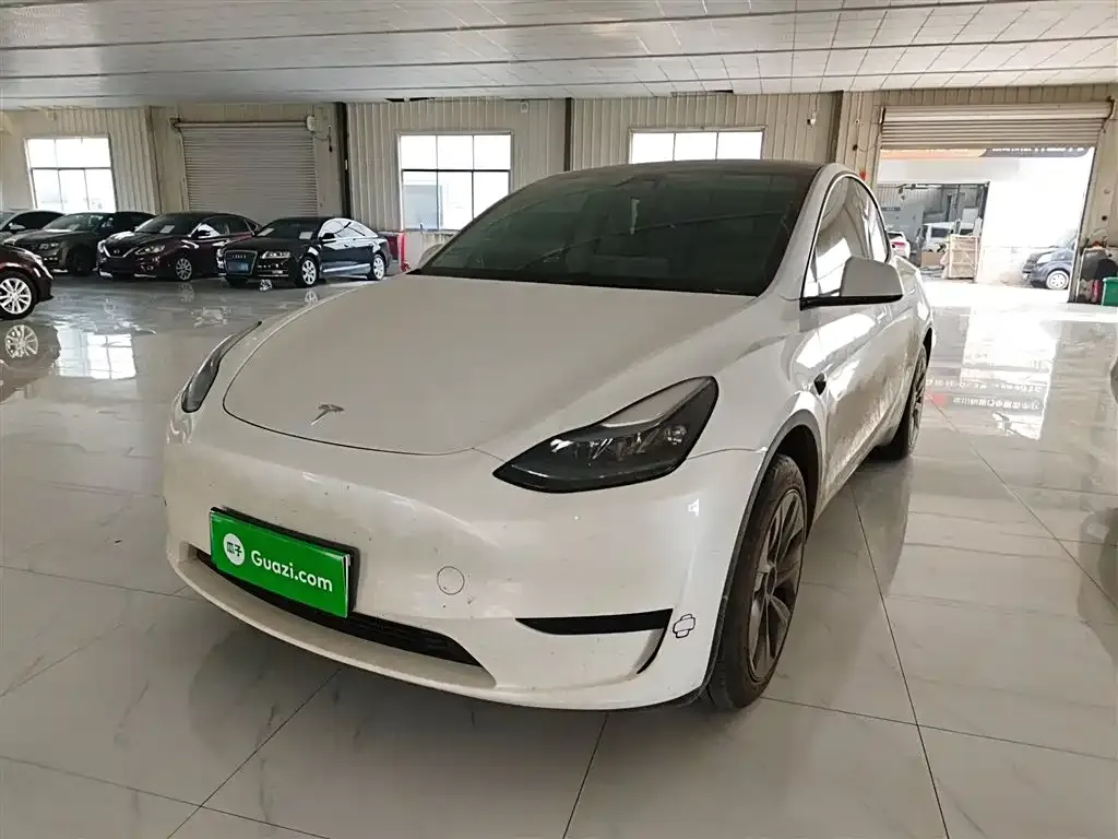 Tesla Model Y 2024 из CN, фото 3