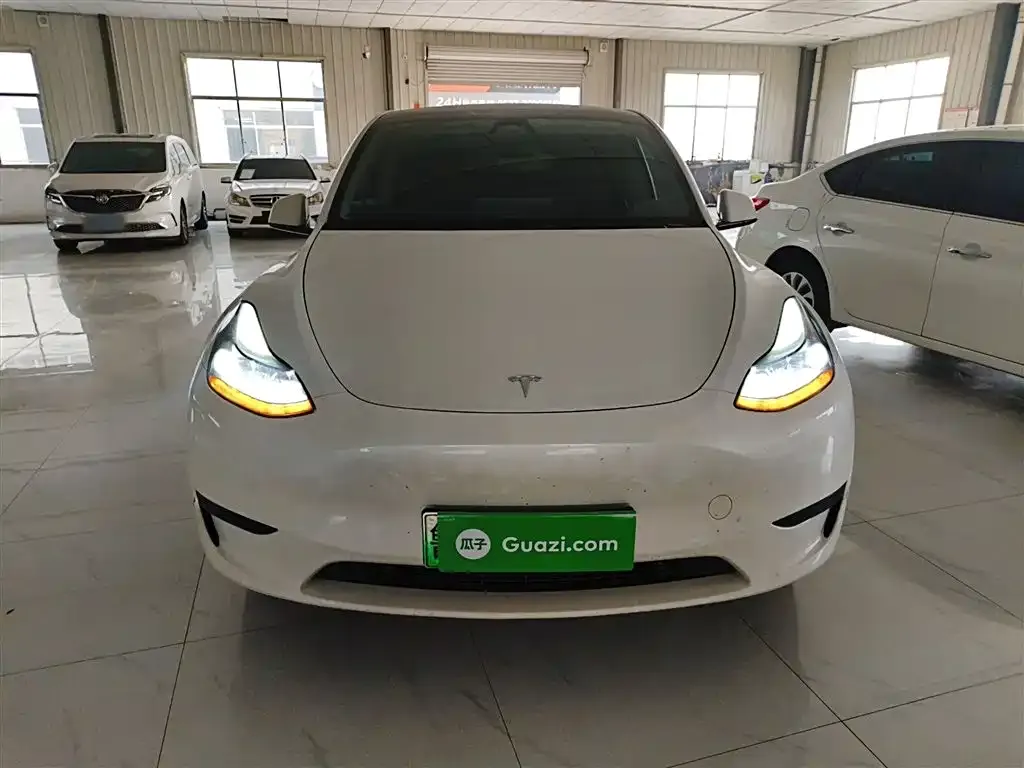 Tesla Model Y 2024 из CN, фото 7