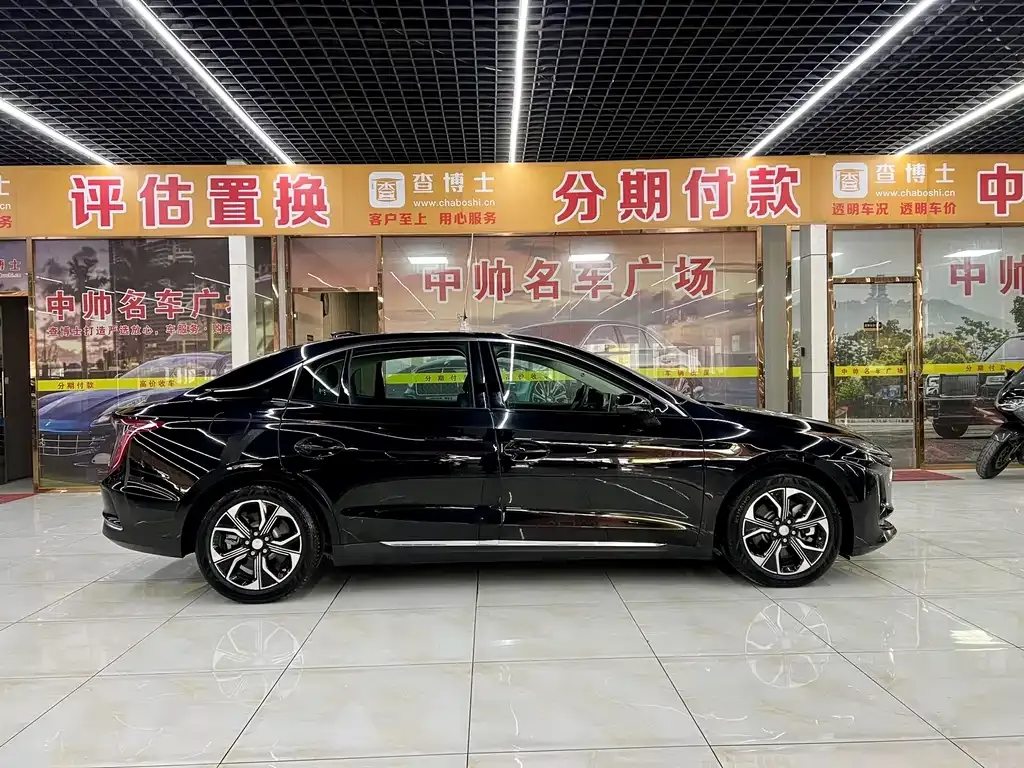 Hongqi E-QM5 2023 из CN, фото 9