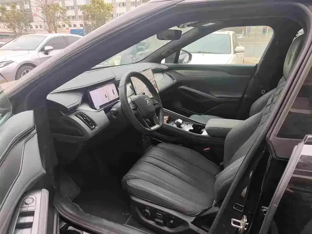 BYD L EV 2025 из CN, фото 2
