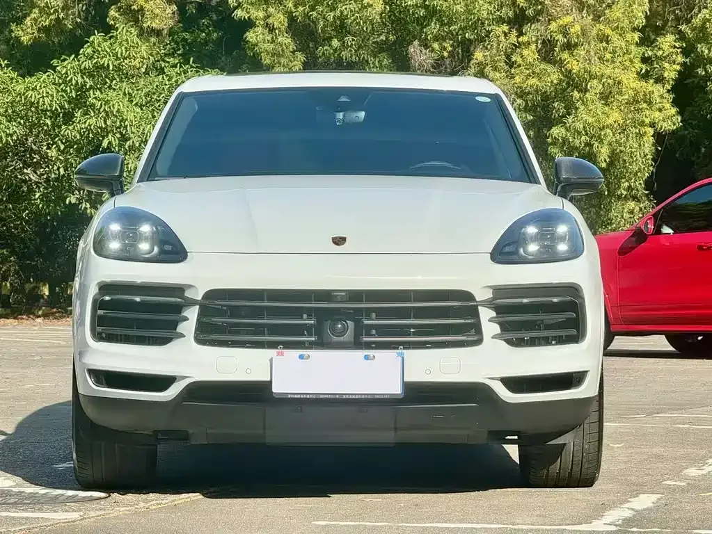Porsche Cayenne — фото 10