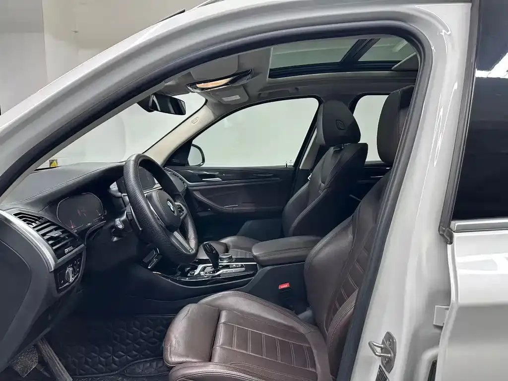 BMW X3 2021 из CN, фото 4
