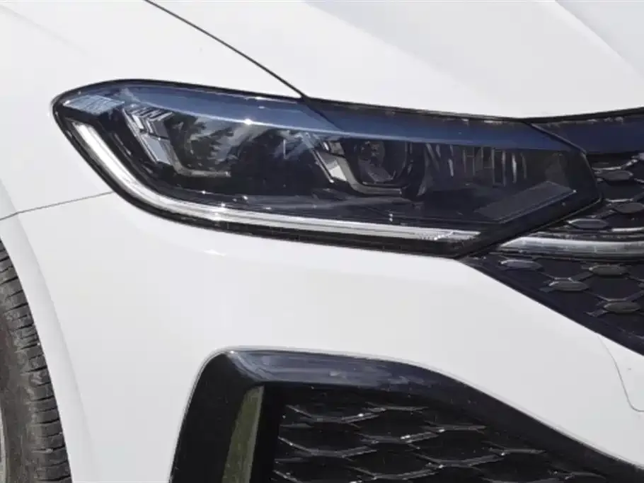 Volkswagen Lavida 2023 из CN, фото 4