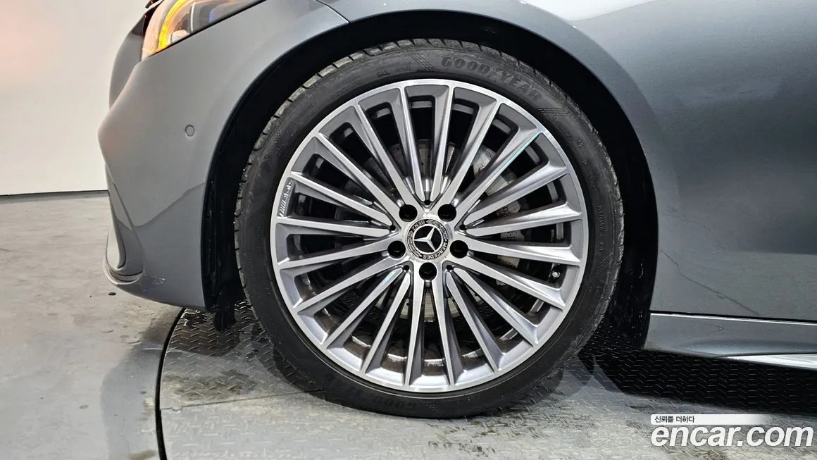 Mercedes-Benz C-Class 2023 из KR, фото 5