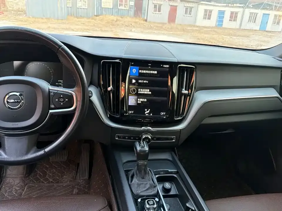Volvo XC60 2021 из CN, фото 4
