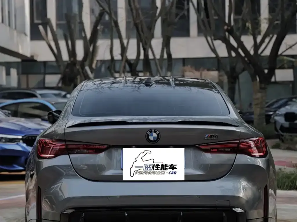 BMW M4 2024 из CN, фото 2