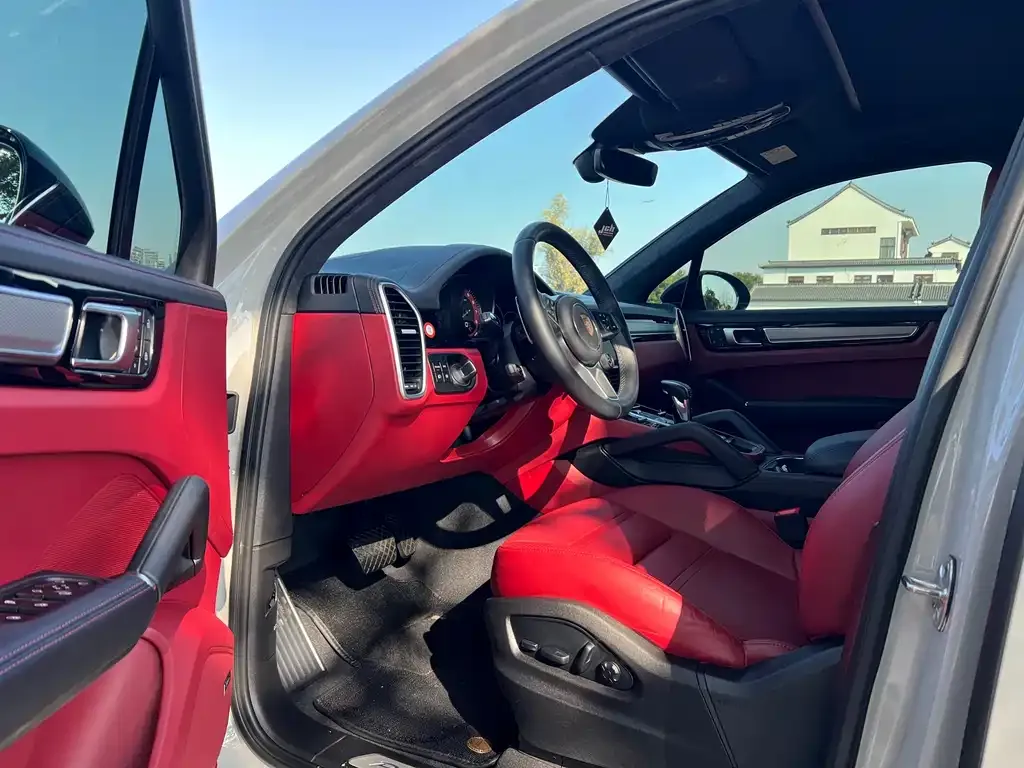 Porsche Cayenne Hybrid 2023 из CN, фото 7