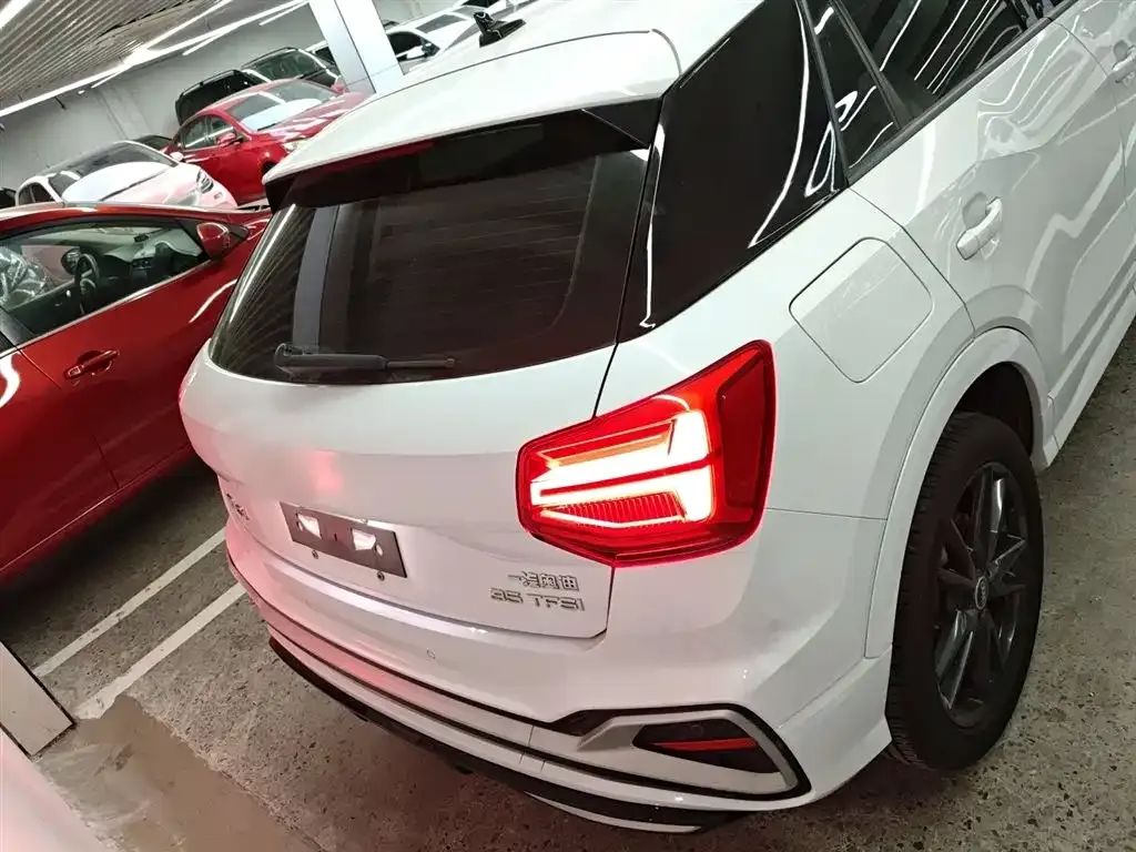 Audi Q2L 2022 из CN, фото 10