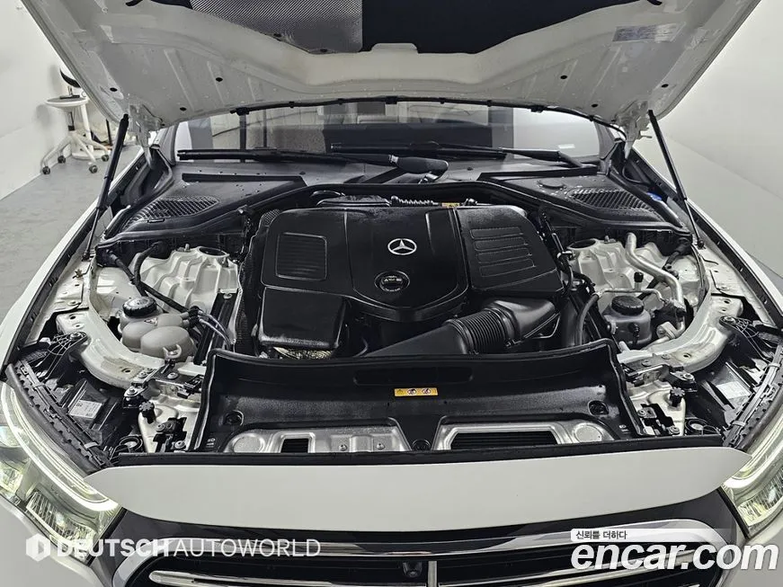 Mercedes-Benz E-Class 2024 из KR, фото 10