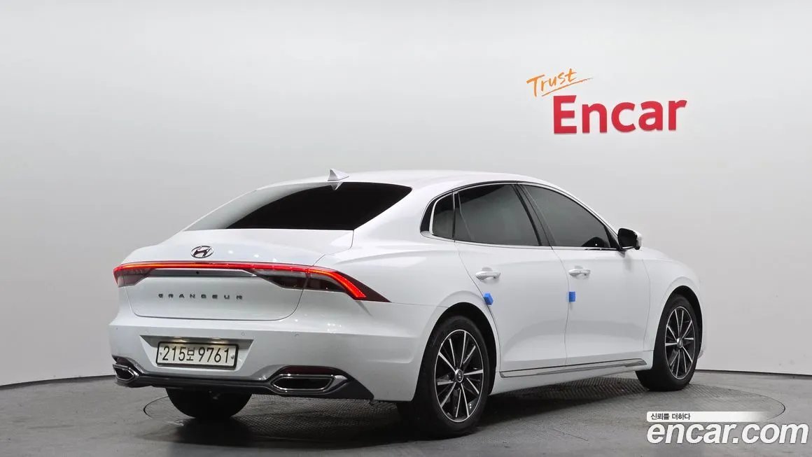 Hyundai Grandeur 2022 из KR, фото 5