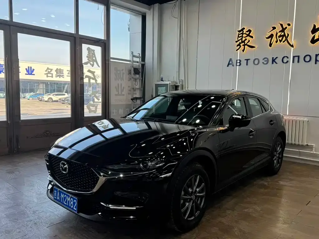 Mazda CX-4 2023 из CN, фото 1