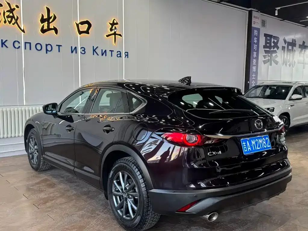Mazda CX-4 2023 из CN, фото 8