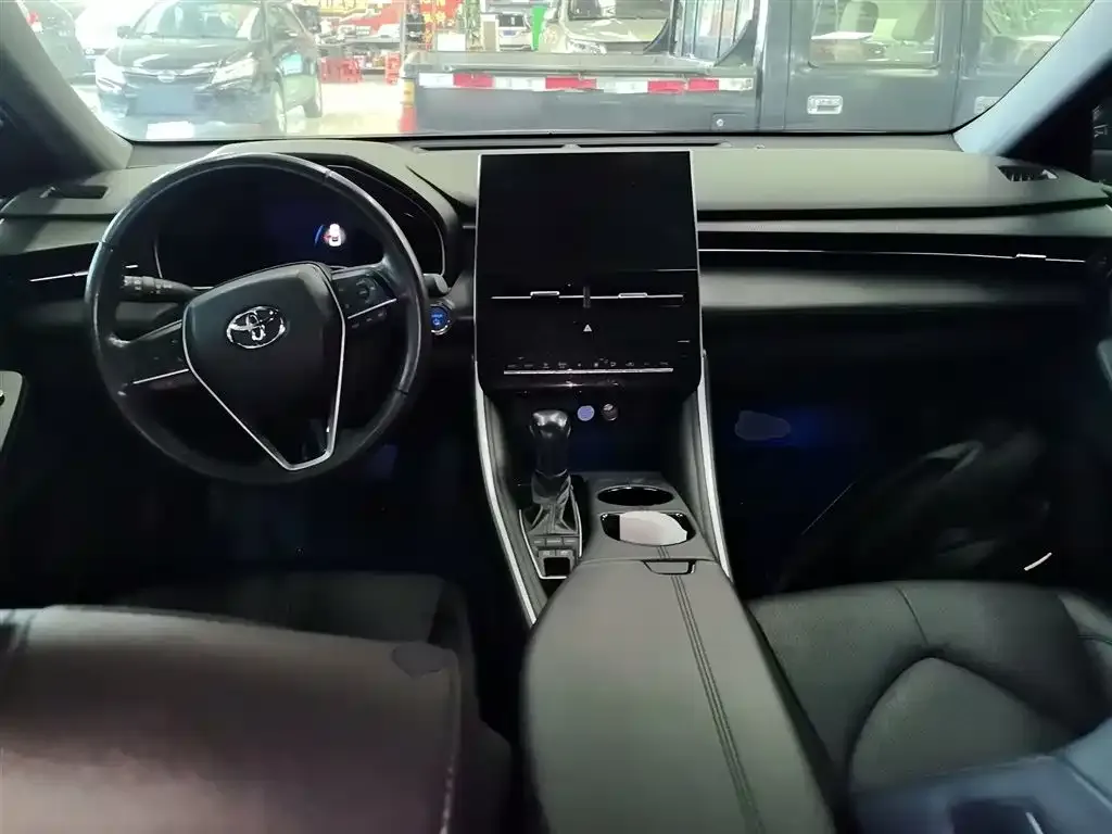 Toyota Avalon 2022 из CN, фото 2