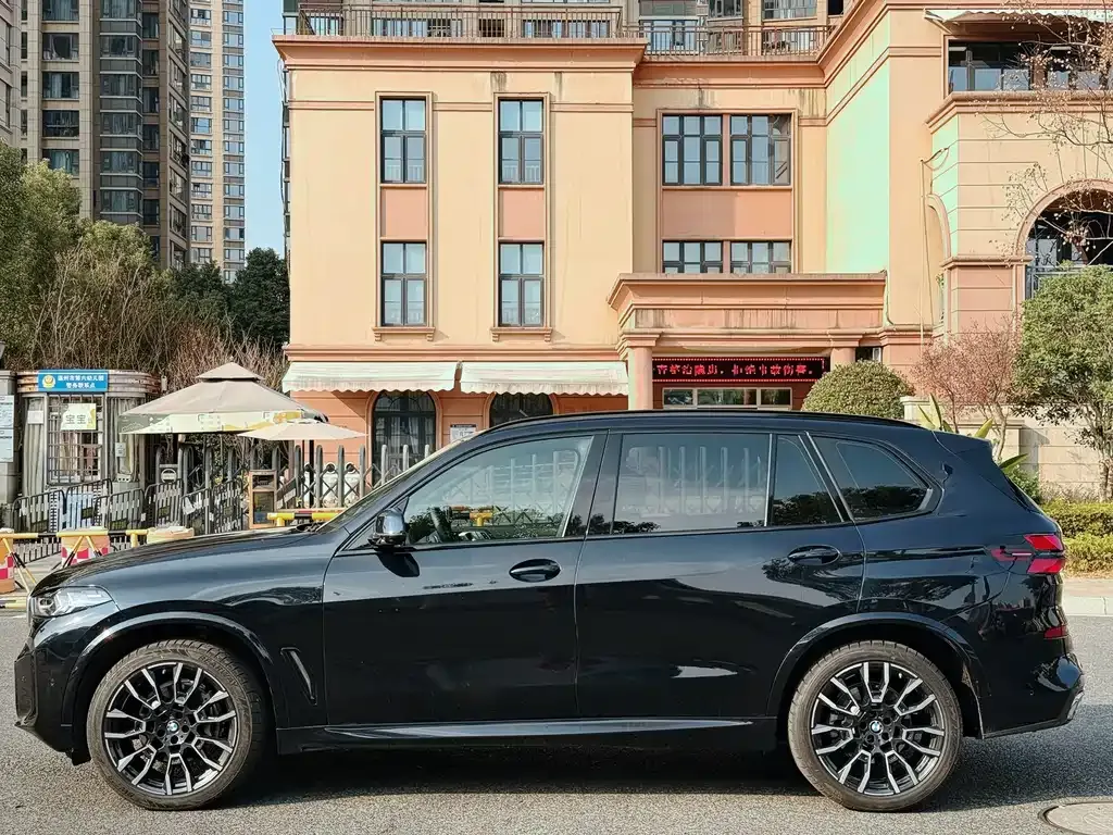 BMW X5 — фото 5