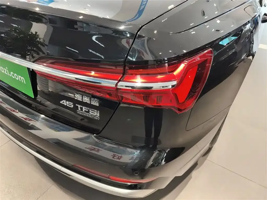 Audi A6L 2023 из CN, фото 5