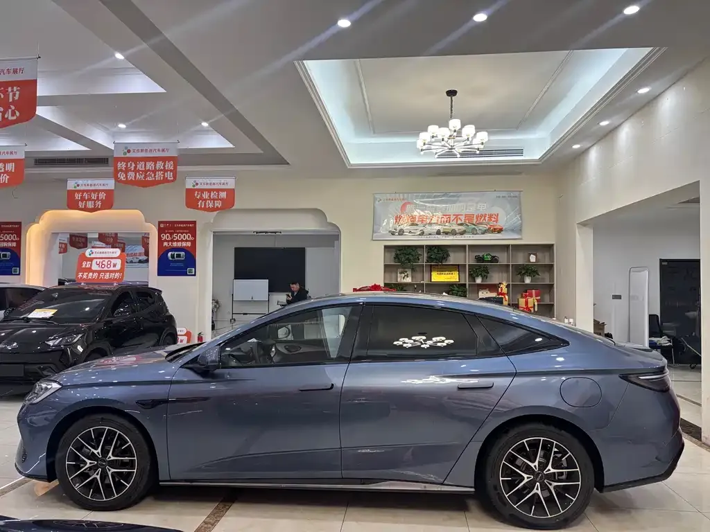 BYD Seal 07 DM-i — фото 4