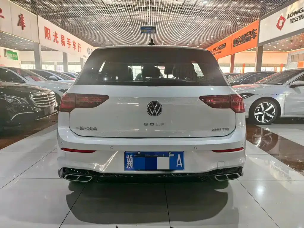 Volkswagen Golf 2022 из CN, фото 8