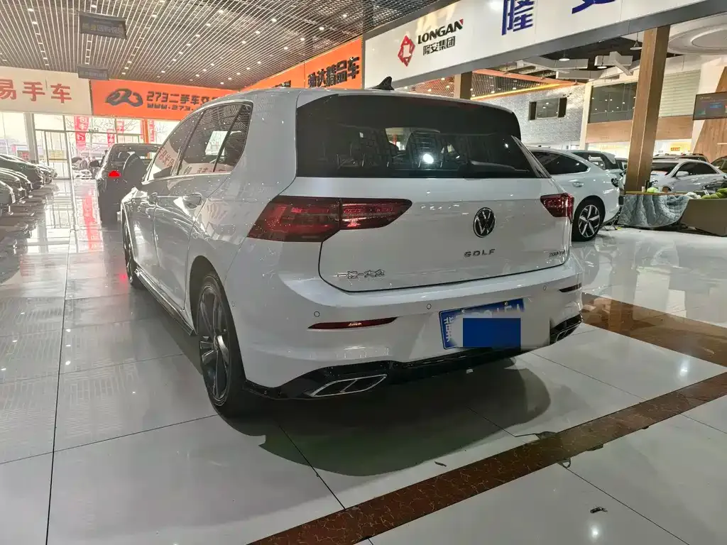 Volkswagen Golf 2022 из CN, фото 5