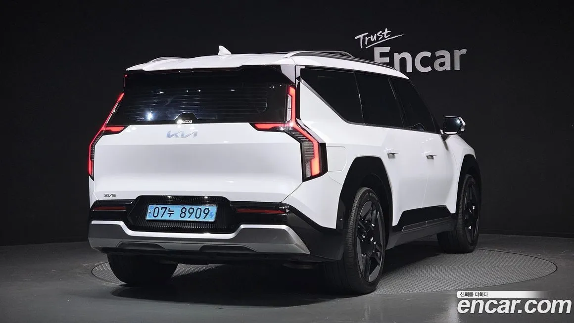 Kia EV9 2024 из KR, фото 4