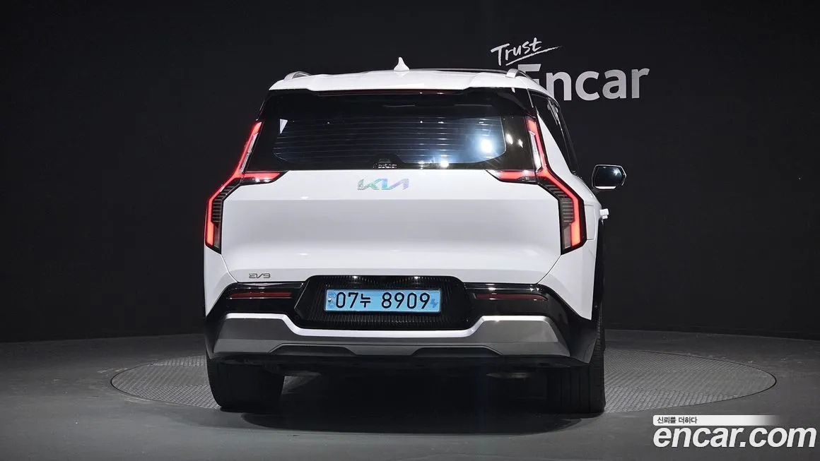 Kia EV9 2024 из KR, фото 3