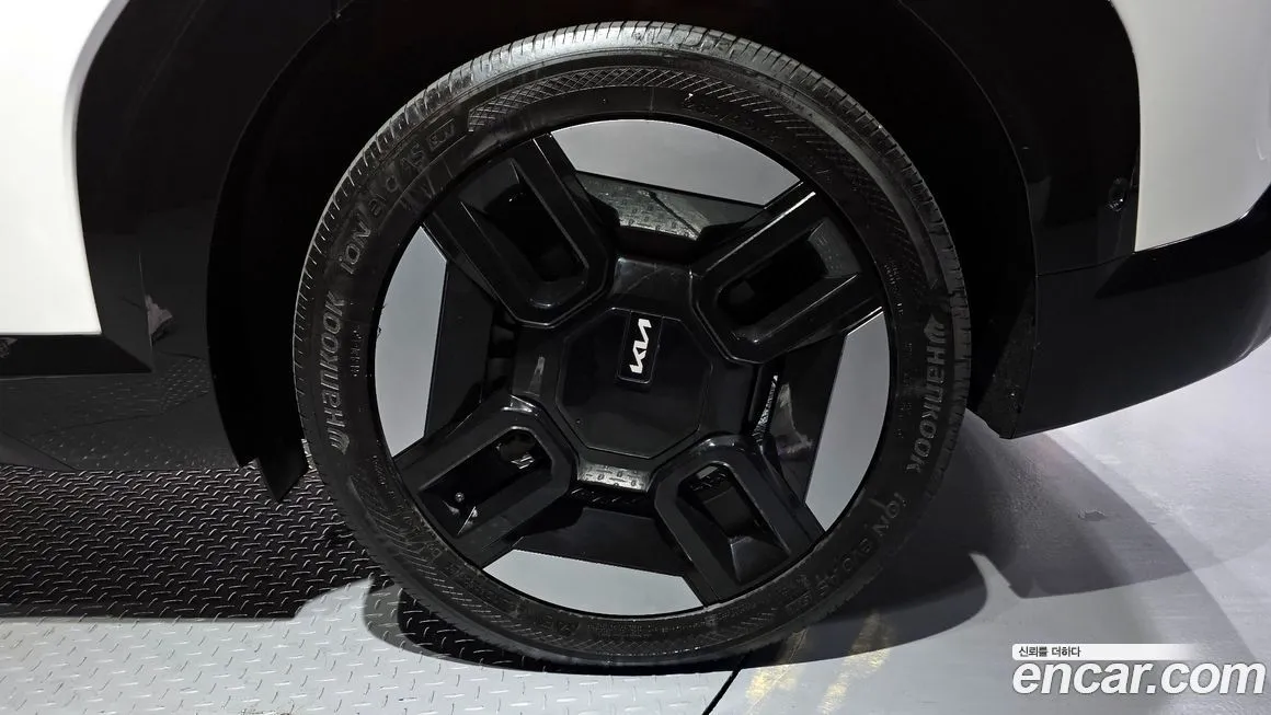 Kia EV9 2024 из KR, фото 10