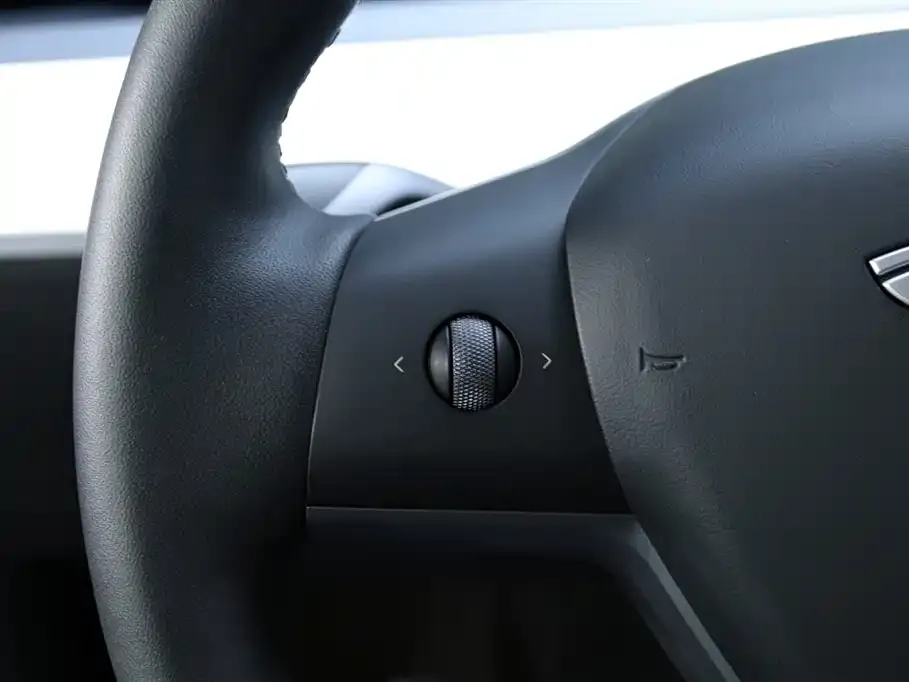 Tesla Model Y 2023 из CN, фото 3