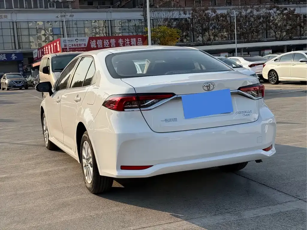Toyota Corolla 2024 из CN, фото 4
