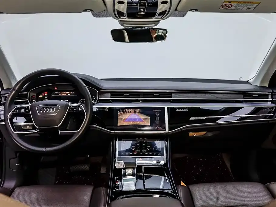 Audi A8 2022 из CN, фото 9