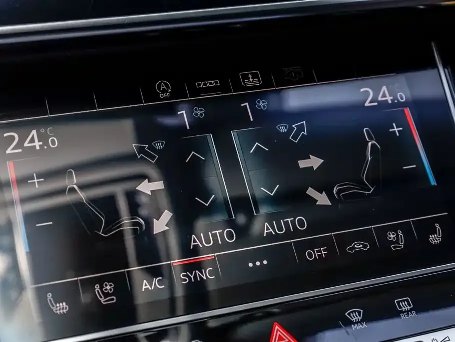 Audi A8 2022 из CN, фото 3