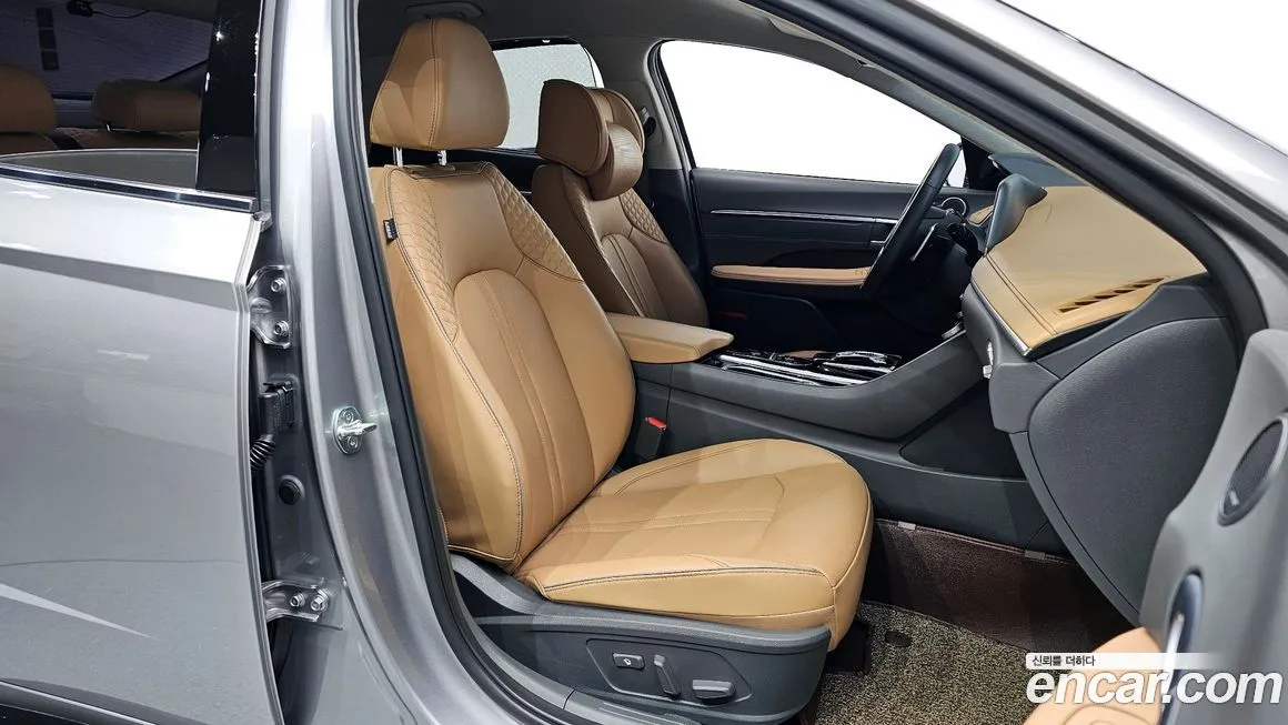 Hyundai Sonata 2022 из KR, фото 9