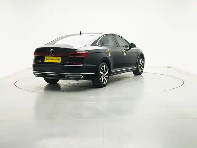 Volkswagen Passat 2023 из CN, фото 7