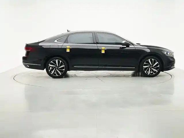 Volkswagen Passat 2023 из CN, фото 4