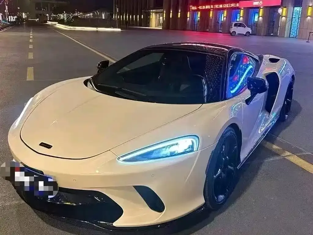 McLaren GT — фото 1