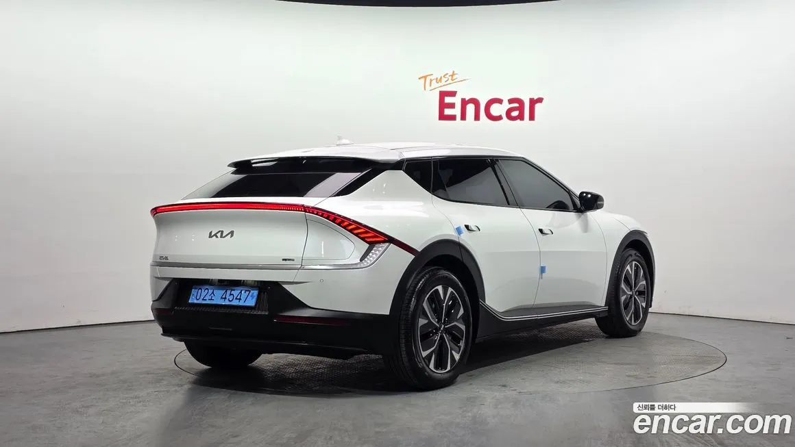 Kia EV6 — фото 7