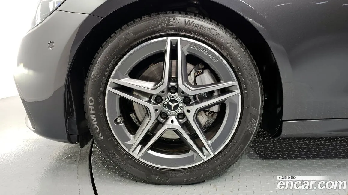 Mercedes-Benz E-Class 2023 из KR, фото 9