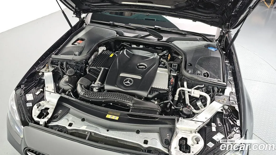 Mercedes-Benz E-Class 2023 из KR, фото 10