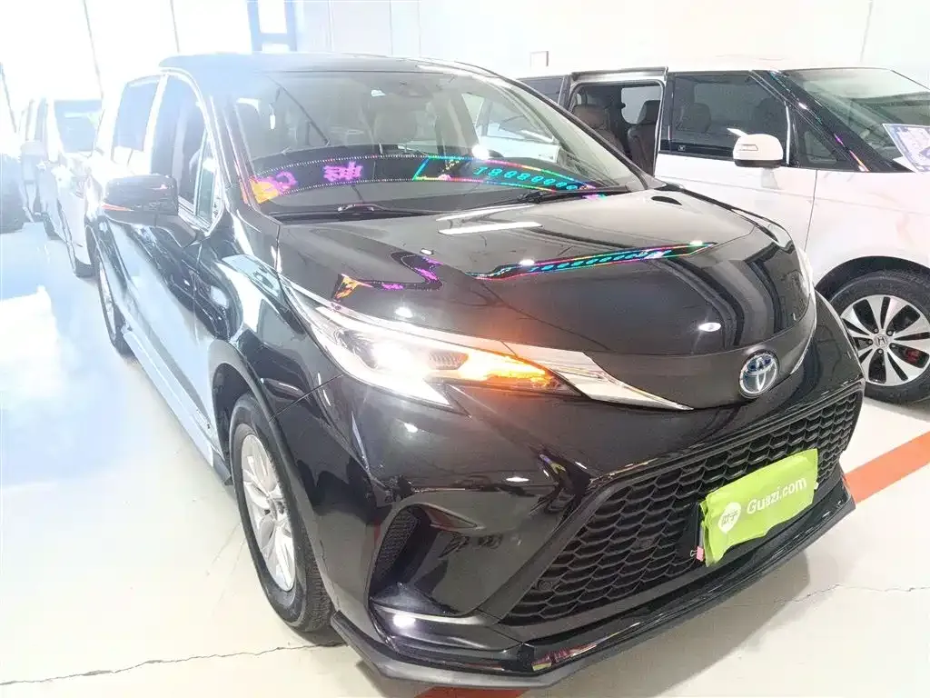 Toyota Granvia 2023 из CN, фото 7