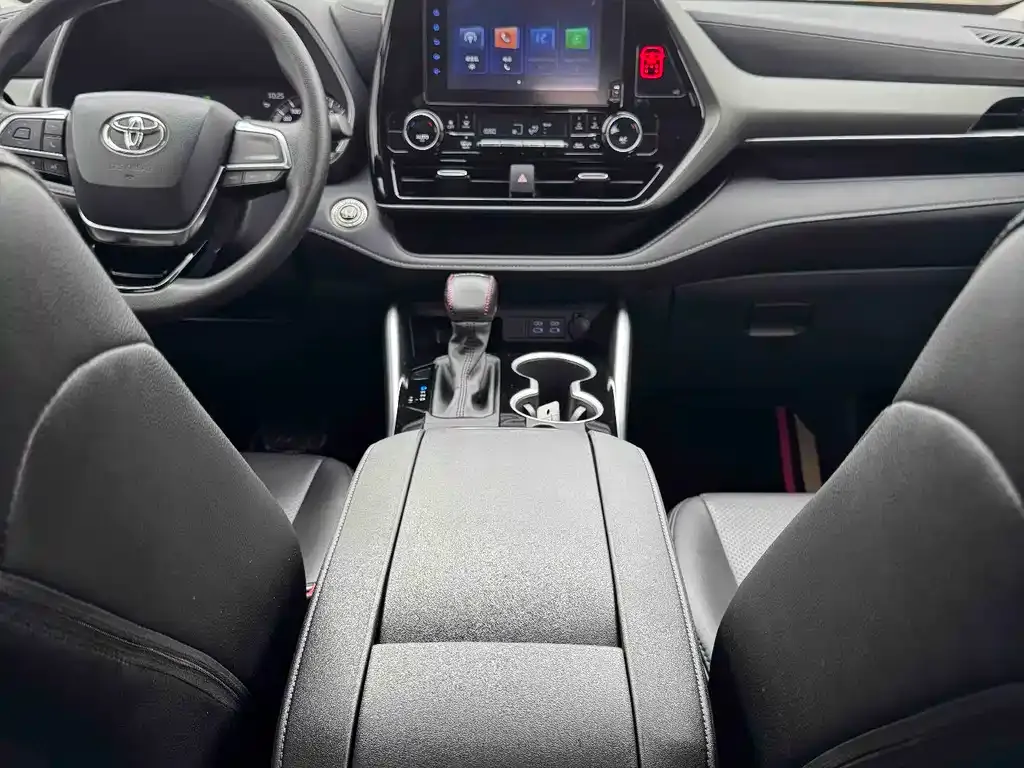 Toyota Highlander 2022 из CN, фото 3
