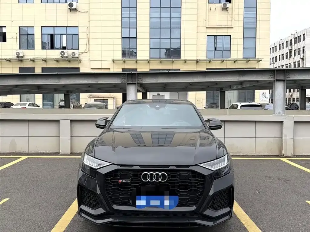 Audi Q8 2021 из CN, фото 6