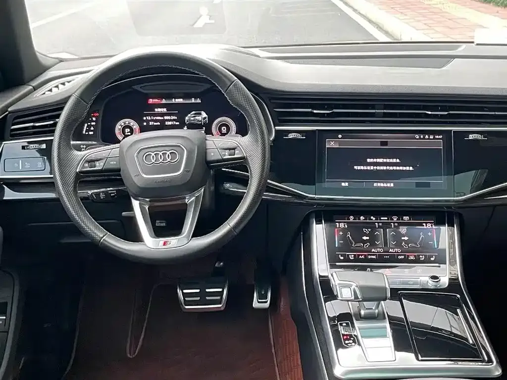 Audi Q8 2021 из CN, фото 5