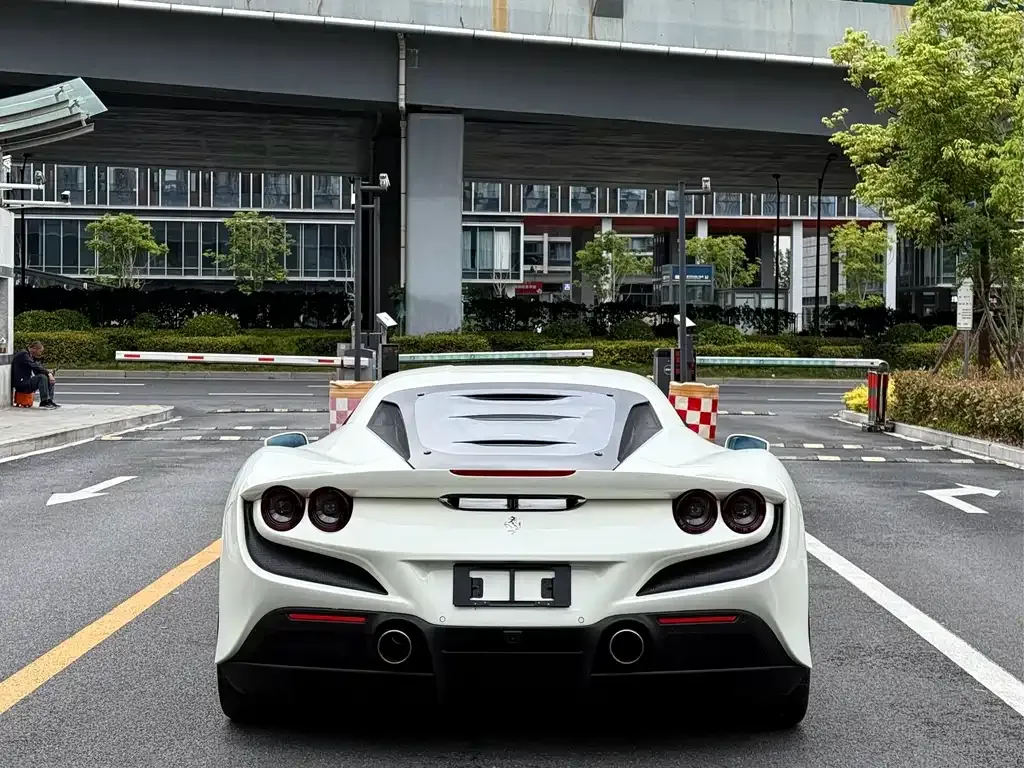 Ferrari F8 2022 из CN, фото 4