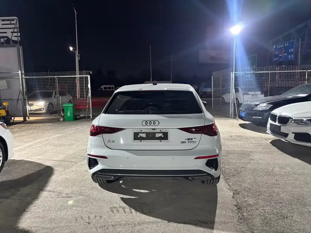 Audi A3 2022 из CN, фото 7
