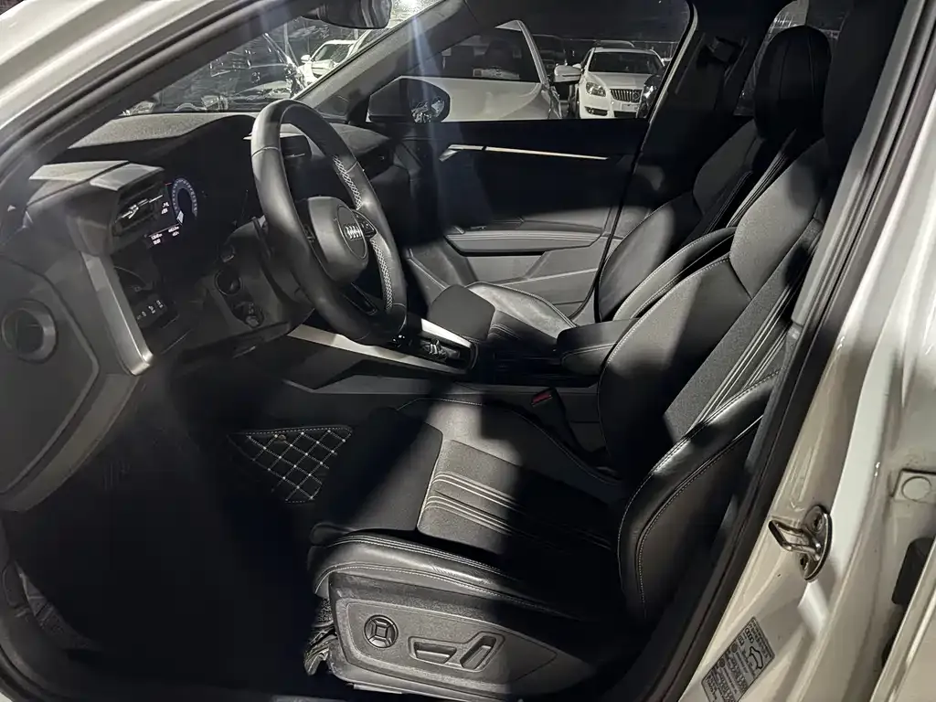 Audi A3 2022 из CN, фото 9