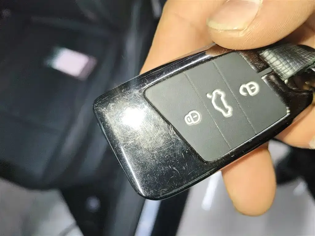 Volkswagen Passat 2024 из CN, фото 3