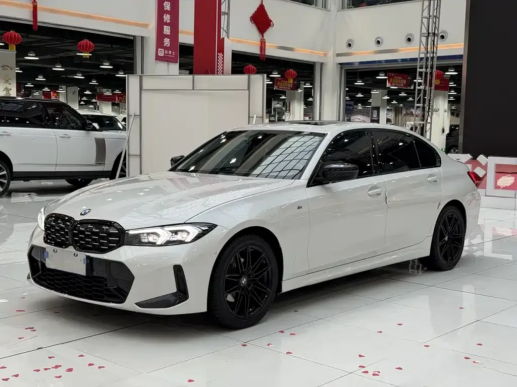 BMW 3 Series 2023 из CN, фото 1