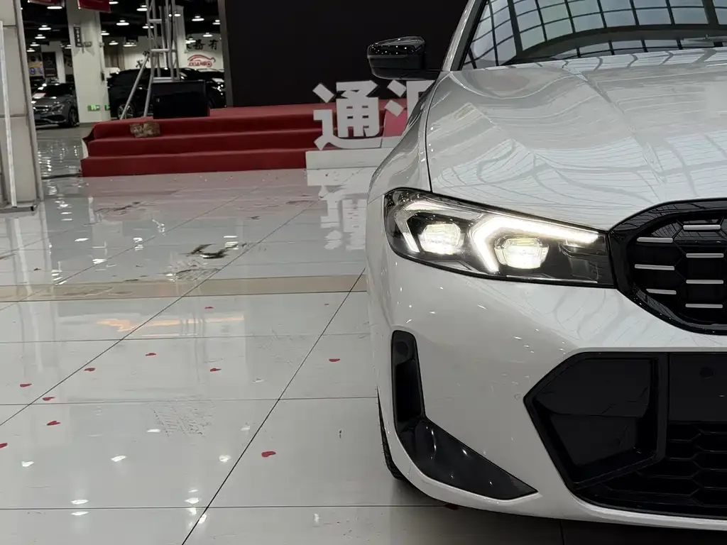 BMW 3 Series 2023 из CN, фото 6