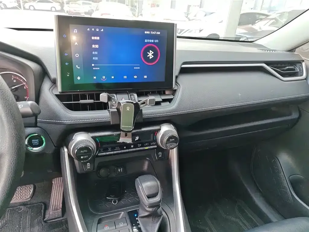 Toyota RAV4 2022 из CN, фото 2