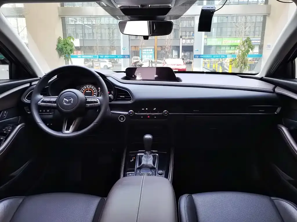 Mazda CX-30 2021 из CN, фото 7