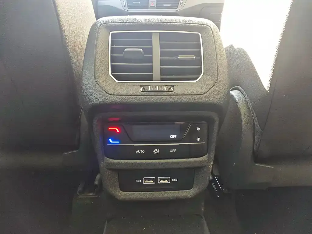 Volkswagen Tayron 2022 из CN, фото 4